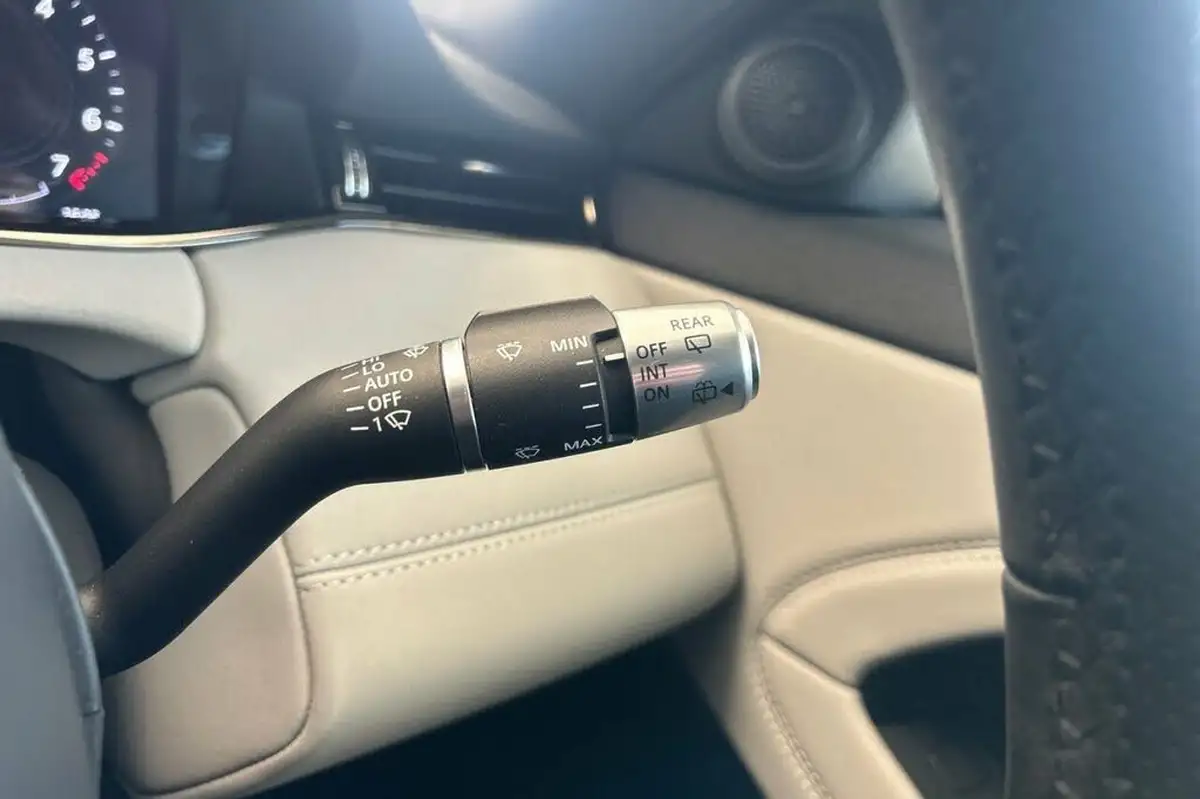2021-land-rover-range-rover-evoque-15-p300e-r-dynamic-se-big-20