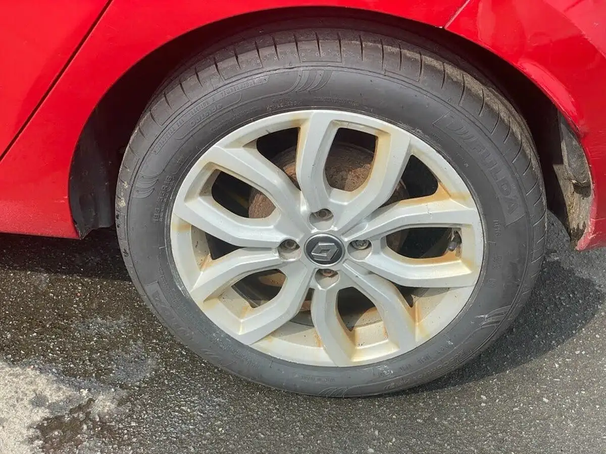 2017-renault-clio-15dci-dynamique-nav-big-26