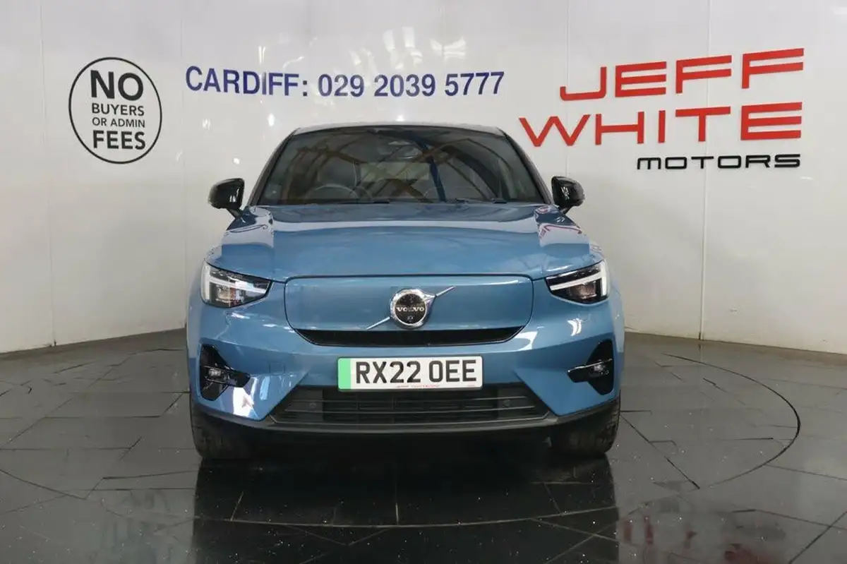 2022-volvo-c40-e-twin-recharge-pro-big-6