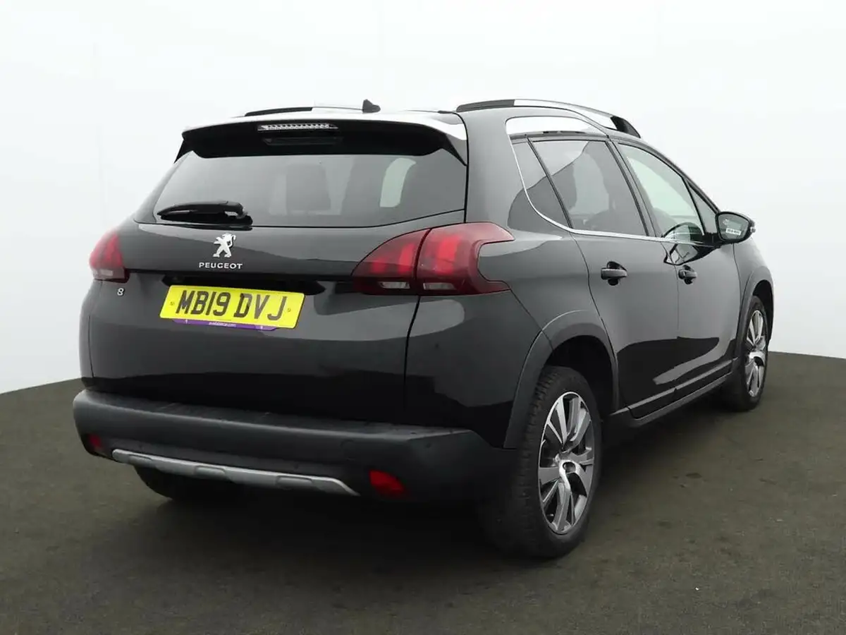 2019-peugeot-2008-suv-12-puretech-allure-110bhp-eat6-big-4