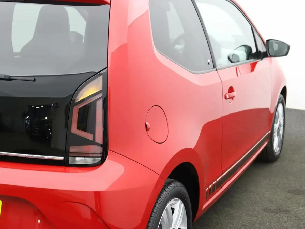 2017-volkswagen-up-10-up-beats-60ps-3d-big-36