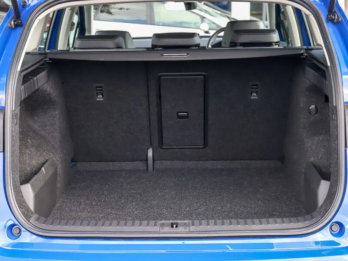 2022-skoda-enyaq-e-80-82-kwh-big-7