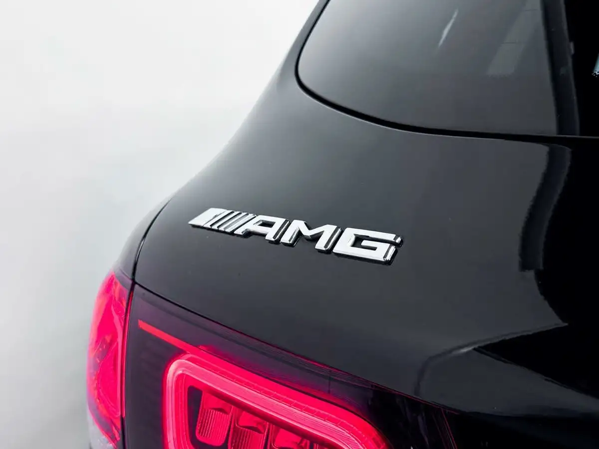 2021-mercedes-benz-glc-class-30-glc-amg-43-premium-station-wagon-5d-big-13