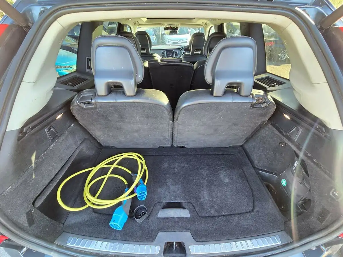 2016-volvo-xc90-20-t8-inscription-big-23