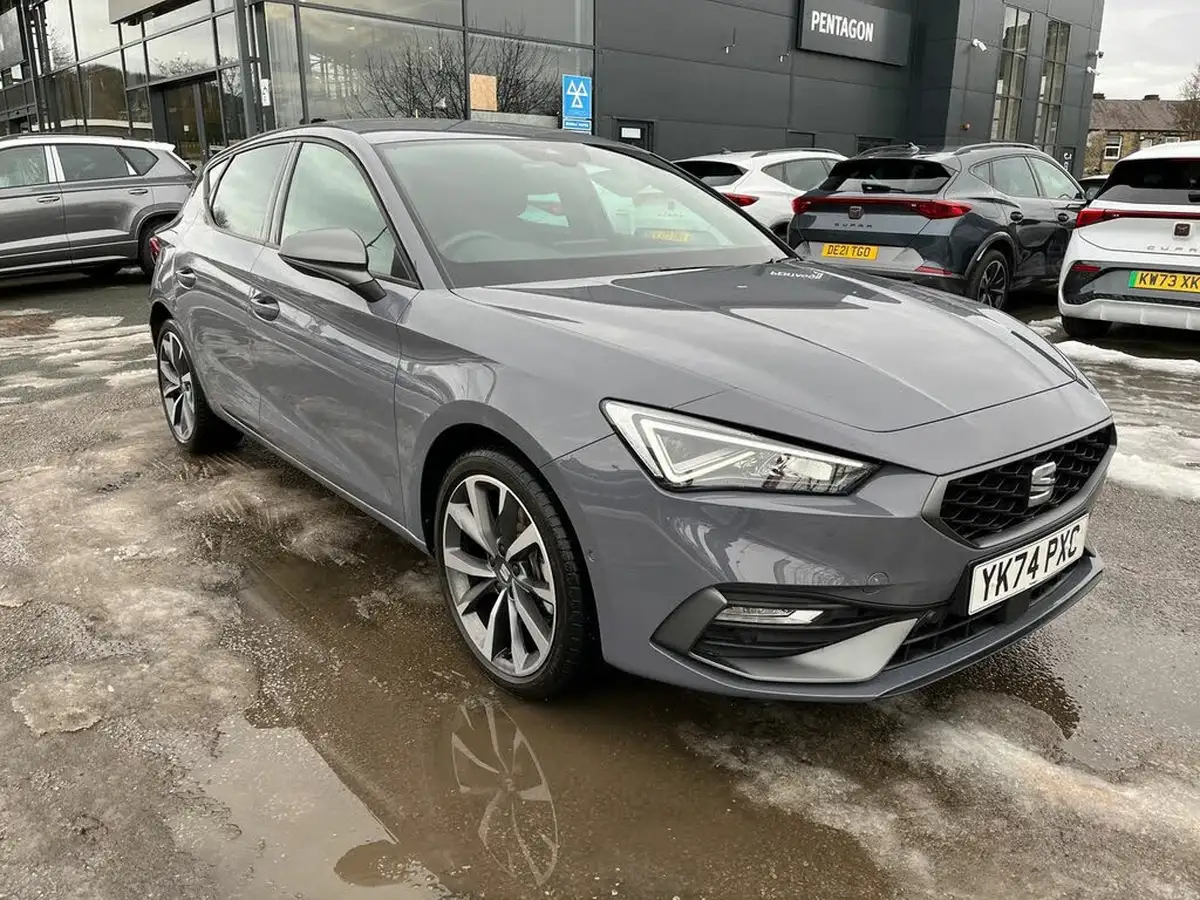 2024-seat-leon-14-e-hybrid-fr-sport-hatchback-big-33