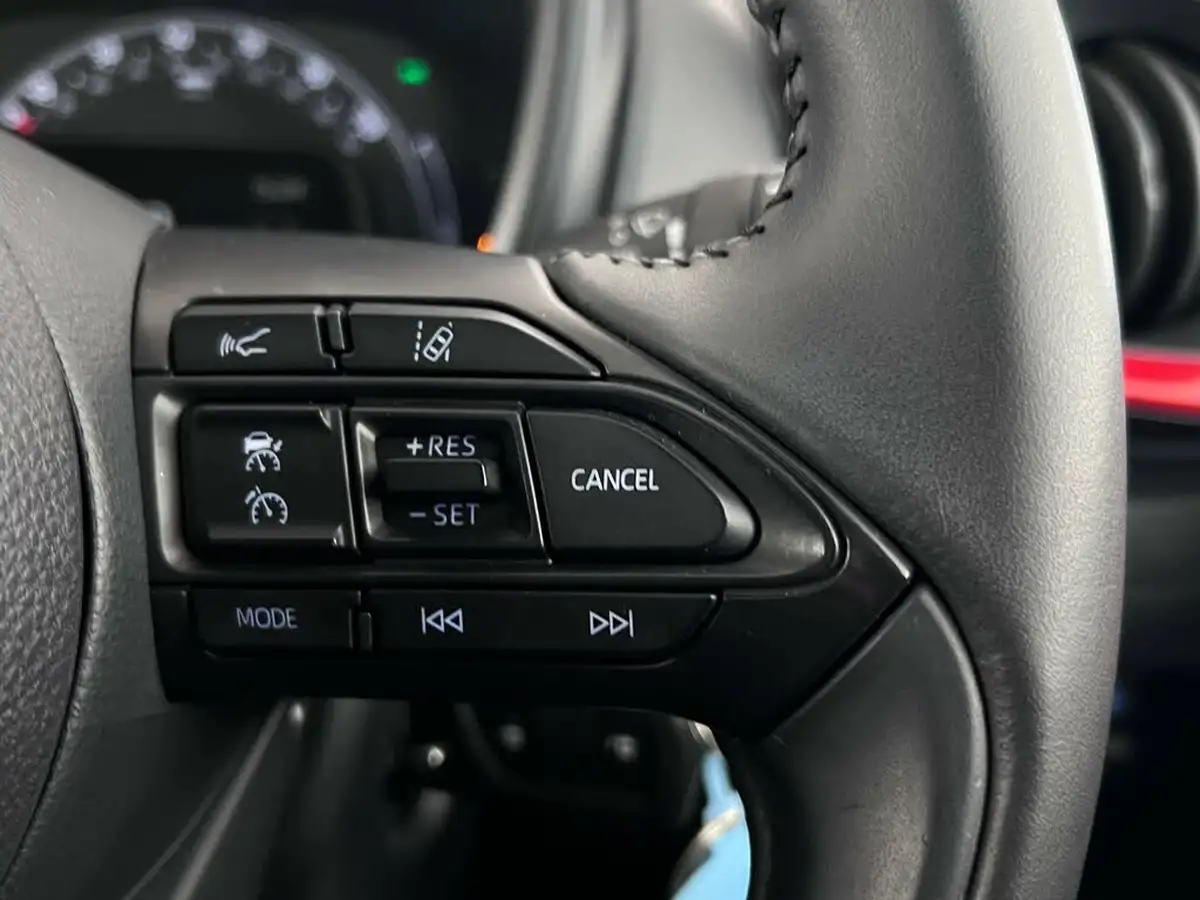 2022-toyota-aygo-x-10-vvt-i-edge-big-22