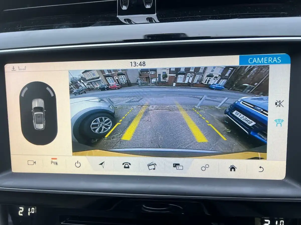 2018-jaguar-f-pace-20-i4d-r-sport-240ps-awd-auto-big-24