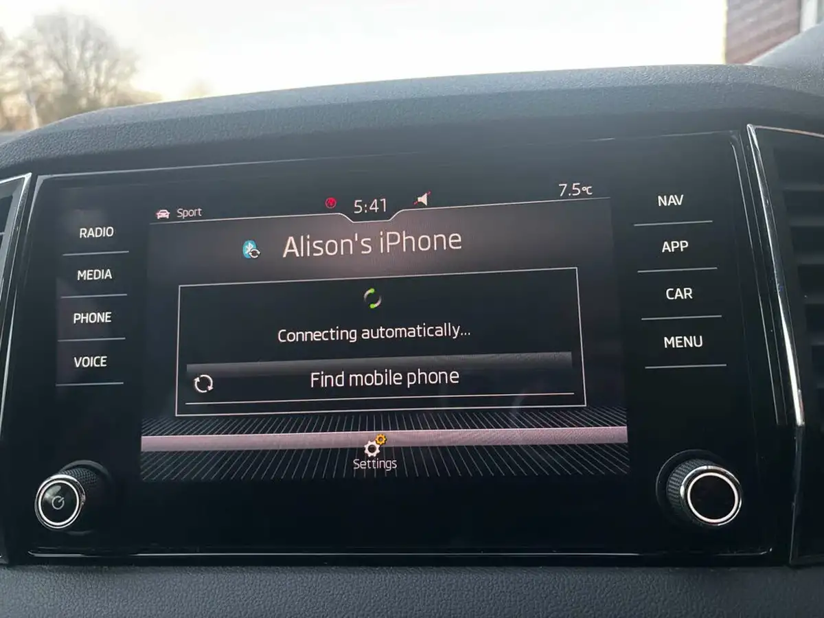 2018-skoda-karoq-15-tsi-se-l-ss-dsg-big-32