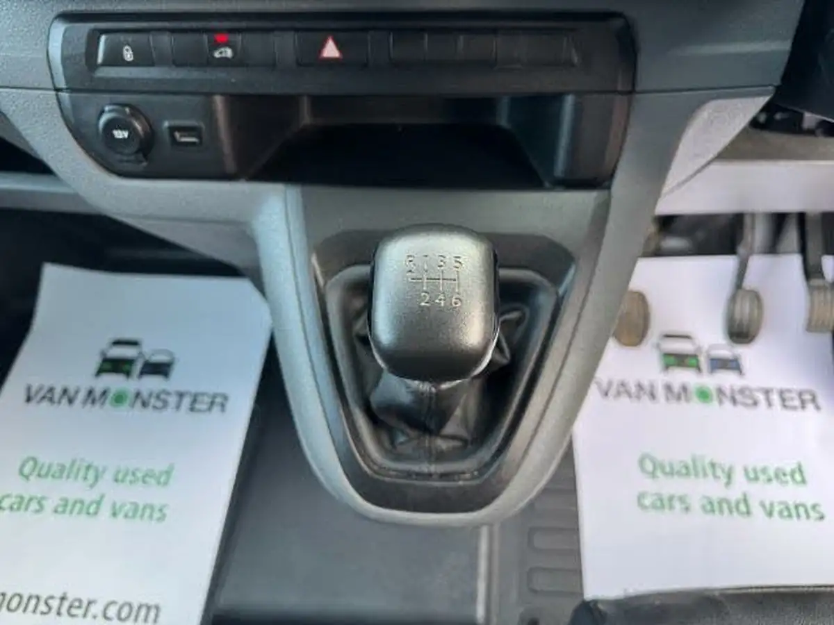 2020-peugeot-expert-20-bluehdi-professional-long-1400-20-bluehdi-eu6dt-panel-big-27