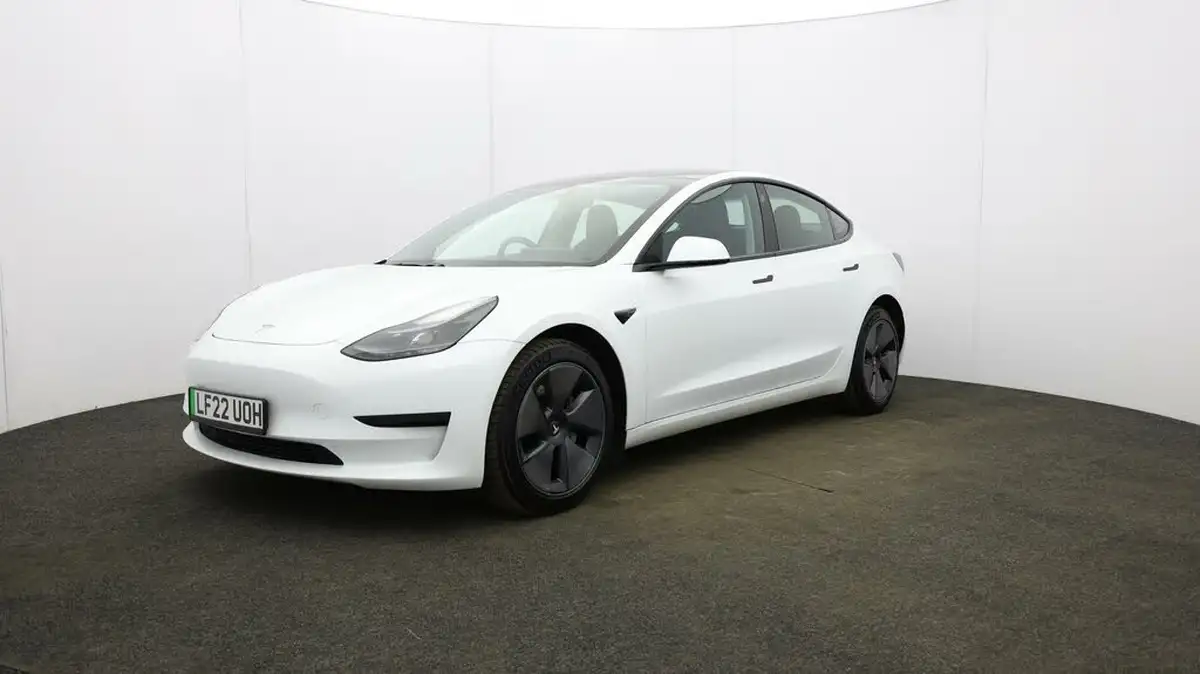2021-tesla-model-3-e-standard-plus-big-40
