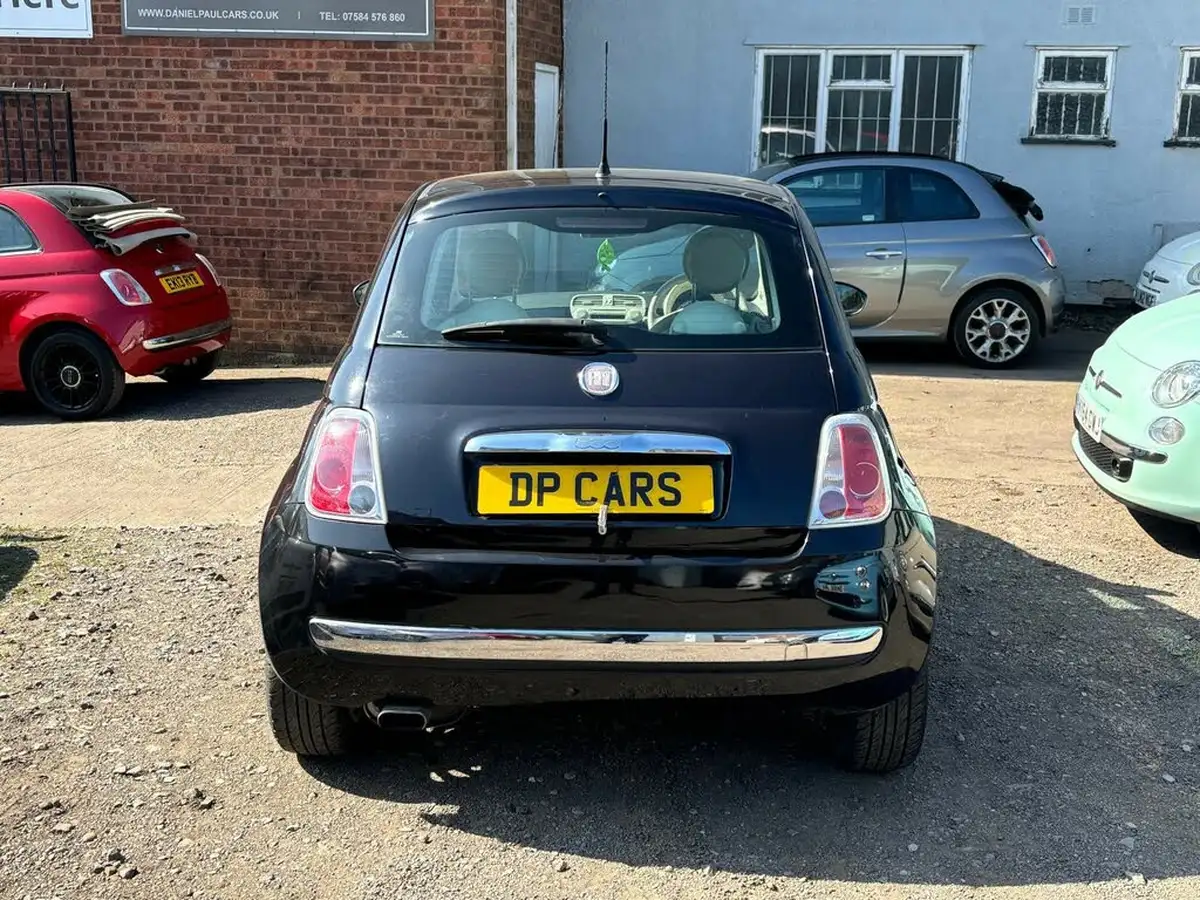 2011-fiat-500-12-lounge-big-5