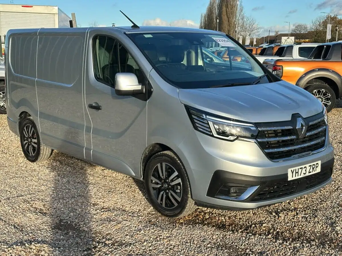 2023-renault-trafic-20dci-sl30-150-extra-sport-eu6d-big-3
