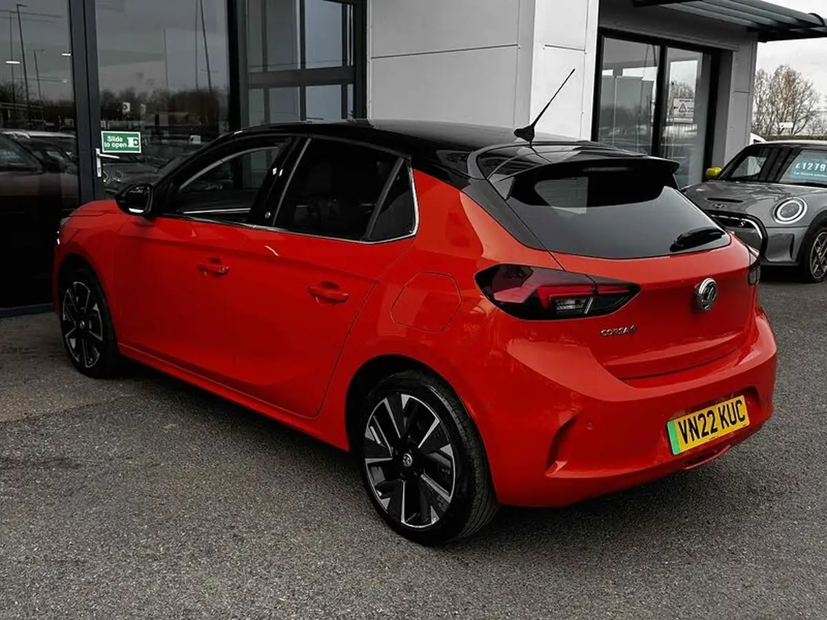 2022-vauxhall-corsa-e-elite-premium-big-16
