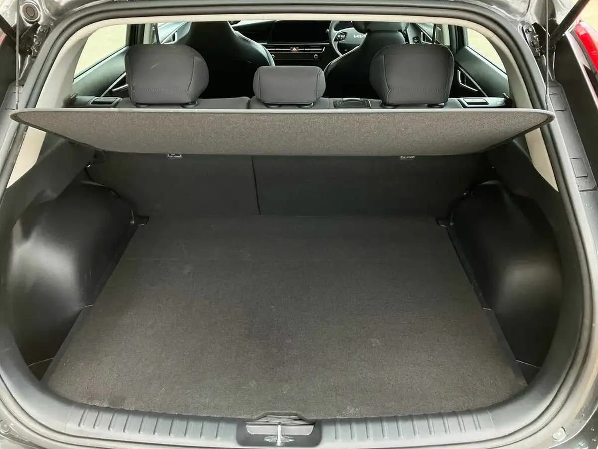 2024-kia-niro-ev-e-2-big-19