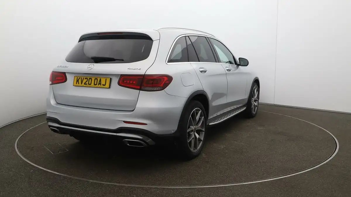 2020-mercedes-benz-glc-class-20d-glc300d-amg-line-premium-plus-station-wagon-5d-big-49