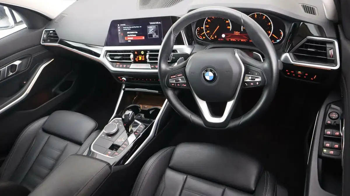 2019-bmw-3-series-20td-320d-sport-190bhp-saloon-4d-auto-big-9