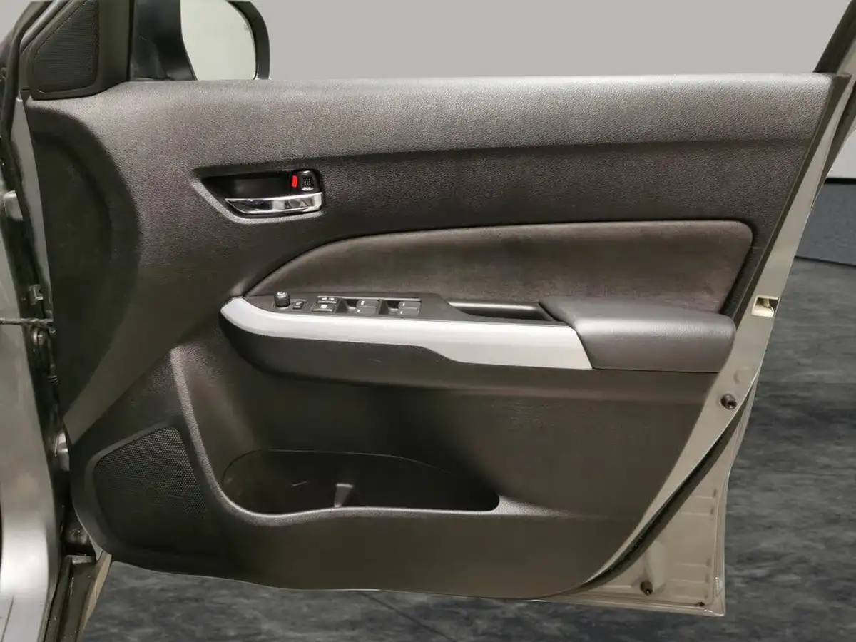 2017-suzuki-vitara-14-boosterjet-s-auto-big-37