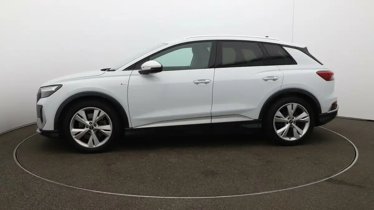 2021-audi-q4-e-tron-40e-s-line-station-wagon-big-4
