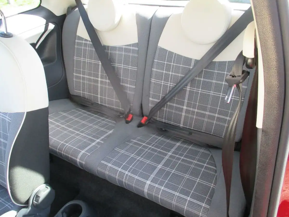 2017-fiat-500-12-lounge-big-26