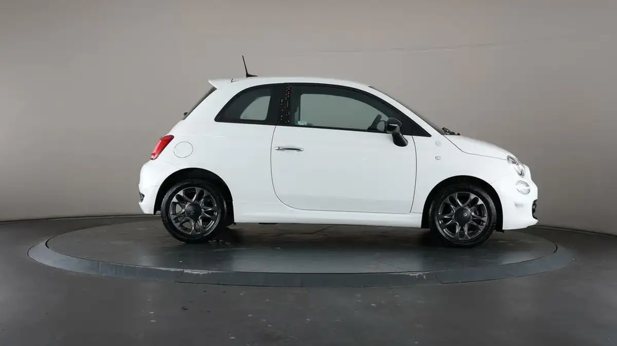 2022-fiat-500-10-hey-google-big-8
