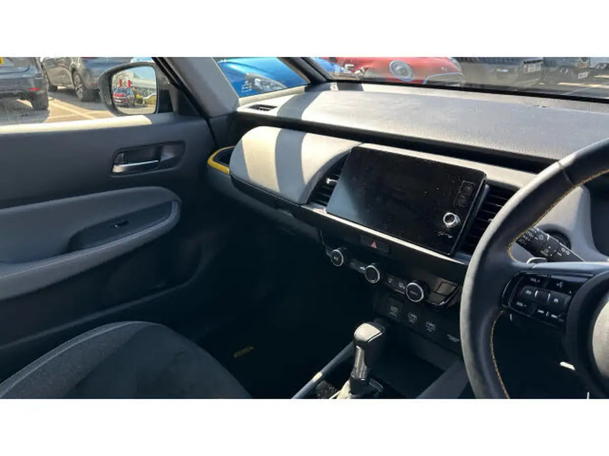 2023-honda-jazz-15-i-mmd-advance-sport-big-13