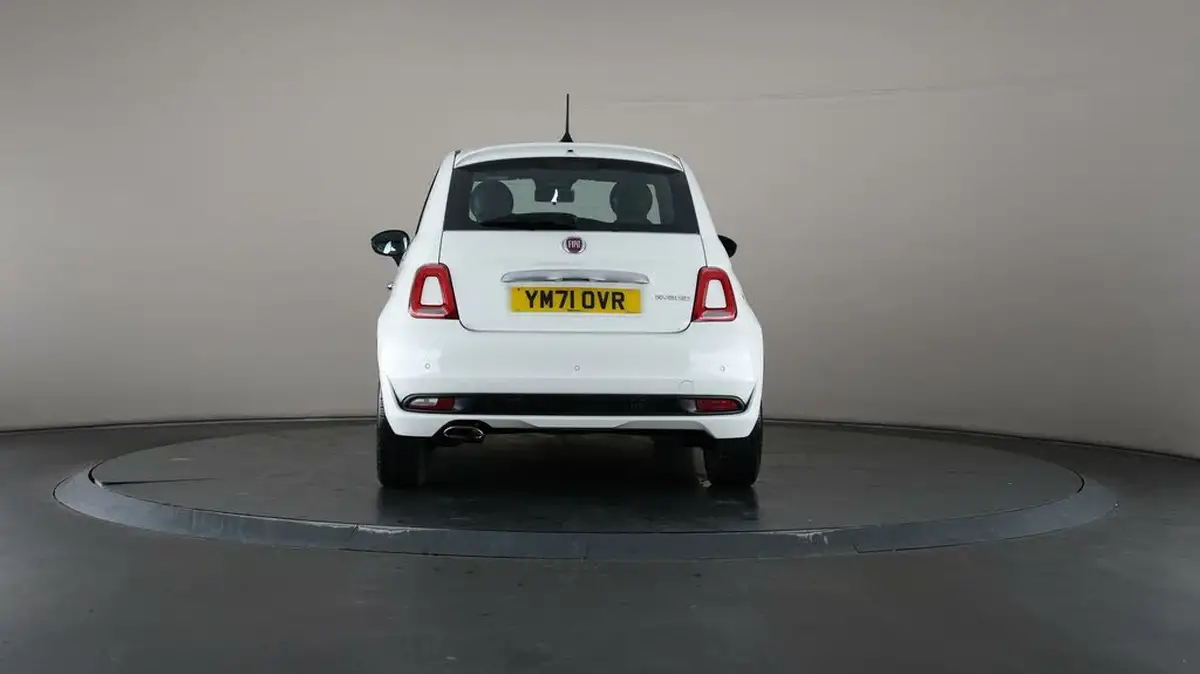 2022-fiat-500-10-hey-google-big-32