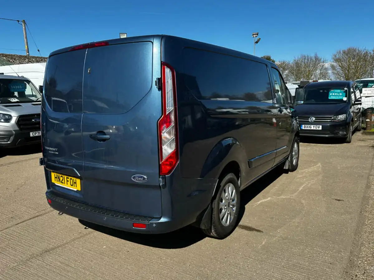 2021-ford-transit-custom-20tdci-300-l1h1-limited-130pseu6dt-panel-van-big-8