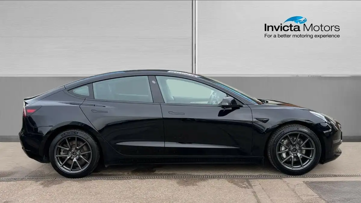 2021-tesla-model-3-e-long-range-awd-big-1
