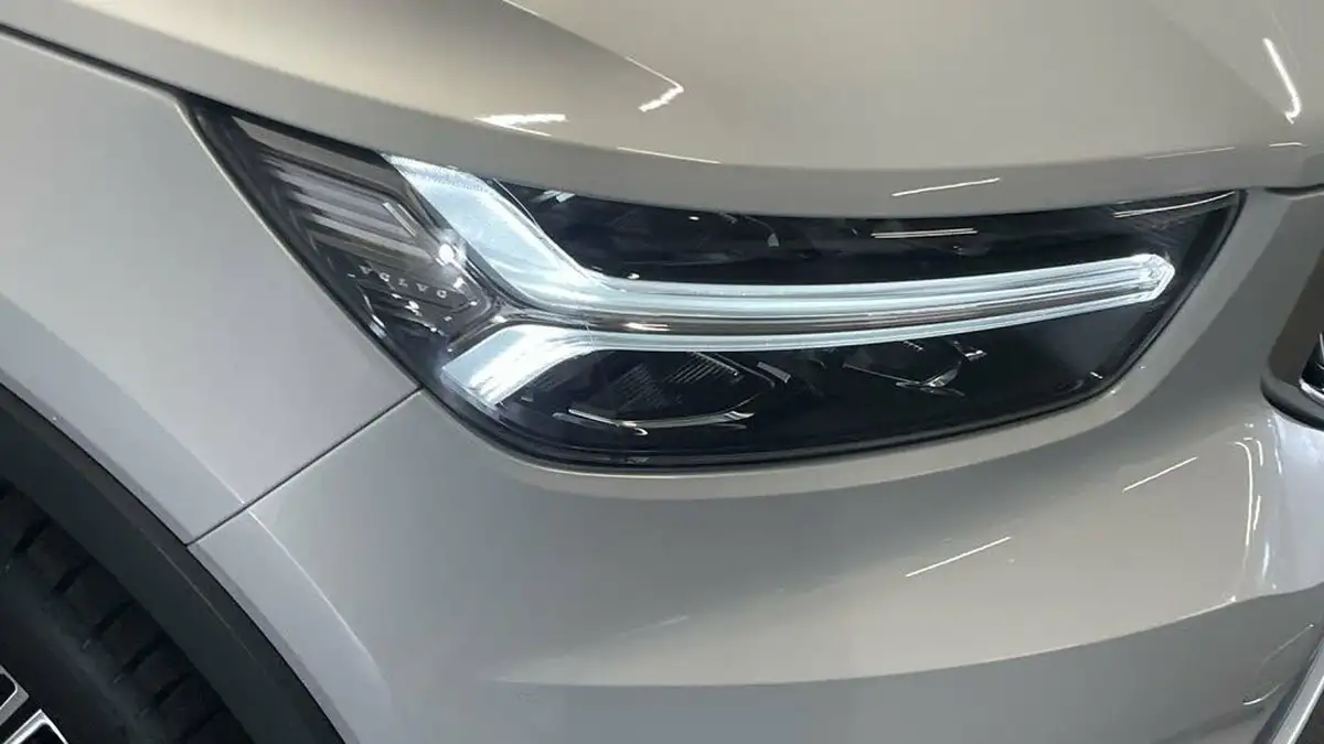 2020-volvo-xc40-20-b4-inscription-big-21