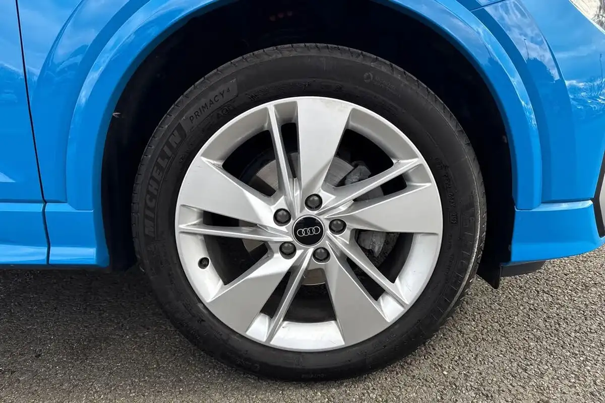 2022-audi-q2-10-30-tfsi-s-line-big-6