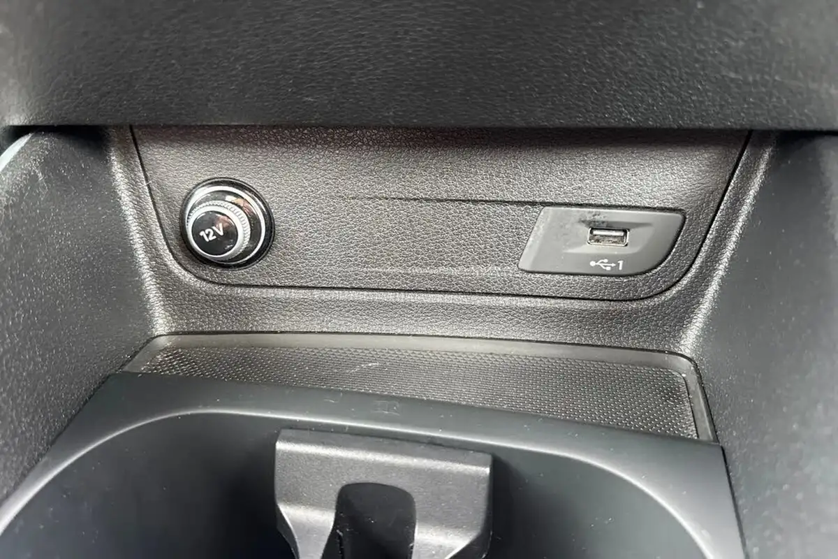 2022-audi-q2-10-30-tfsi-s-line-big-54