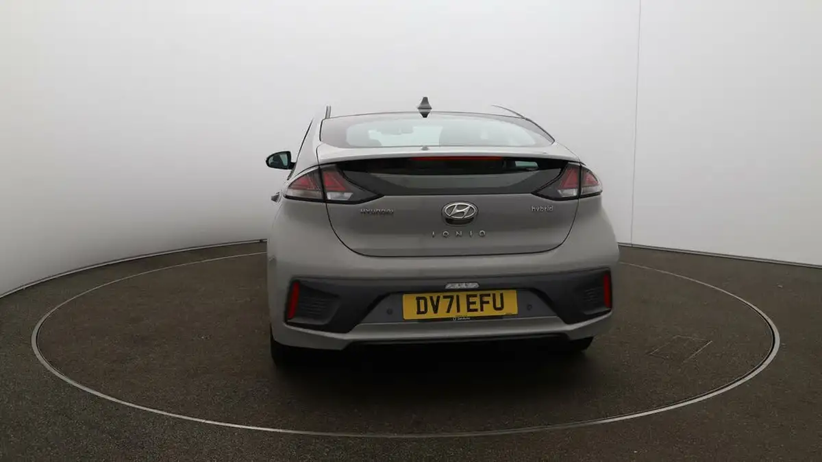 2021-hyundai-ioniq-16-gdi-premium-hybrid-big-52