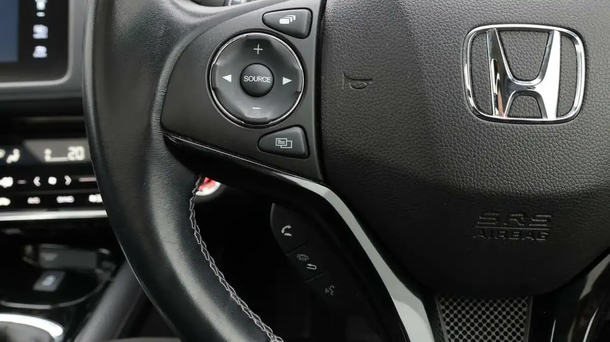 2020-honda-hr-v-16-i-dtec-ex-big-25