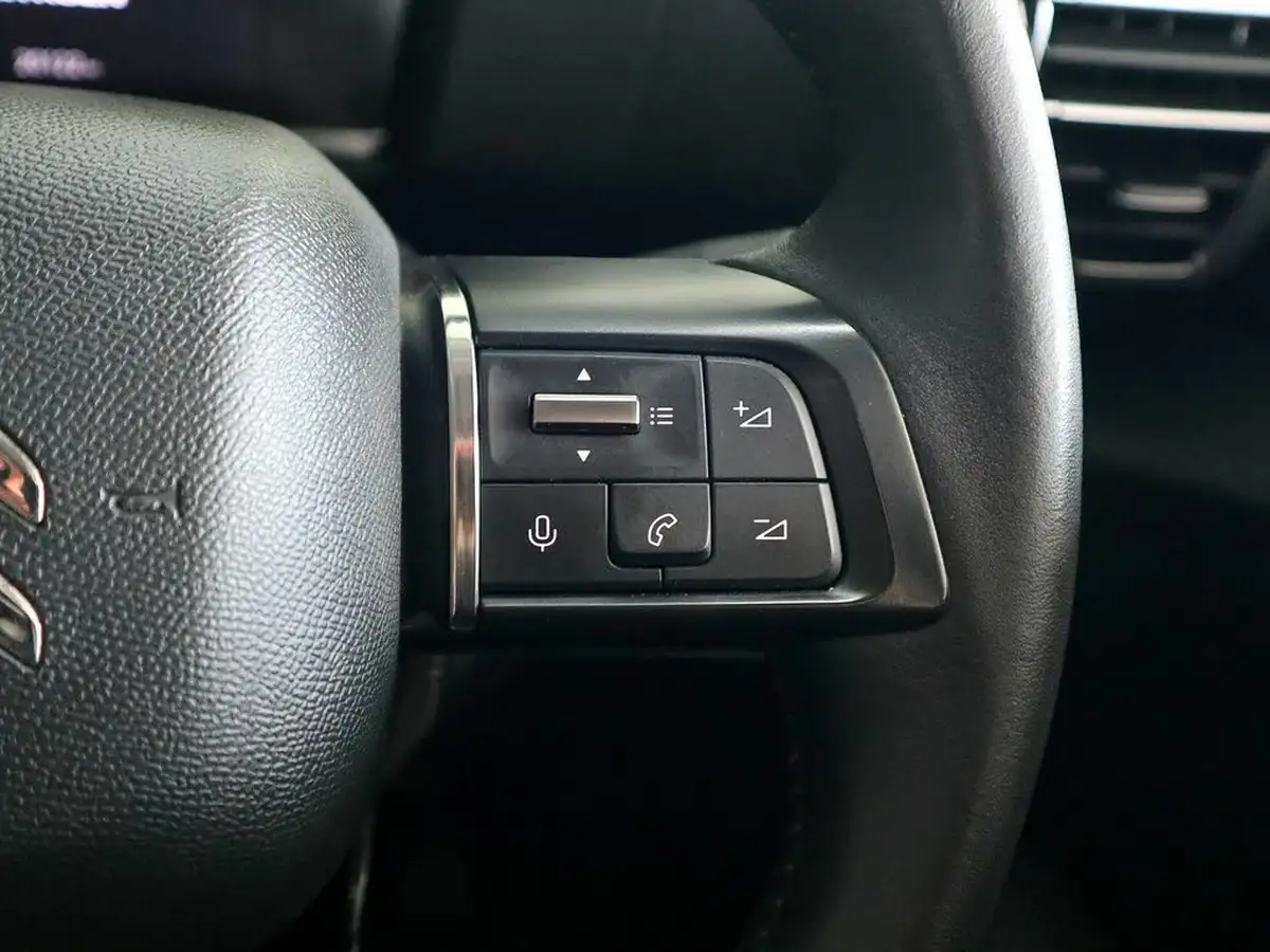 2022-citroen-c4-12-puretech-sense-big-35