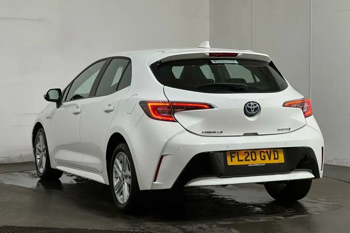 2020-toyota-corolla-18-vvt-i-icon-tech-spare-wheel-hatchback-5d-big-18