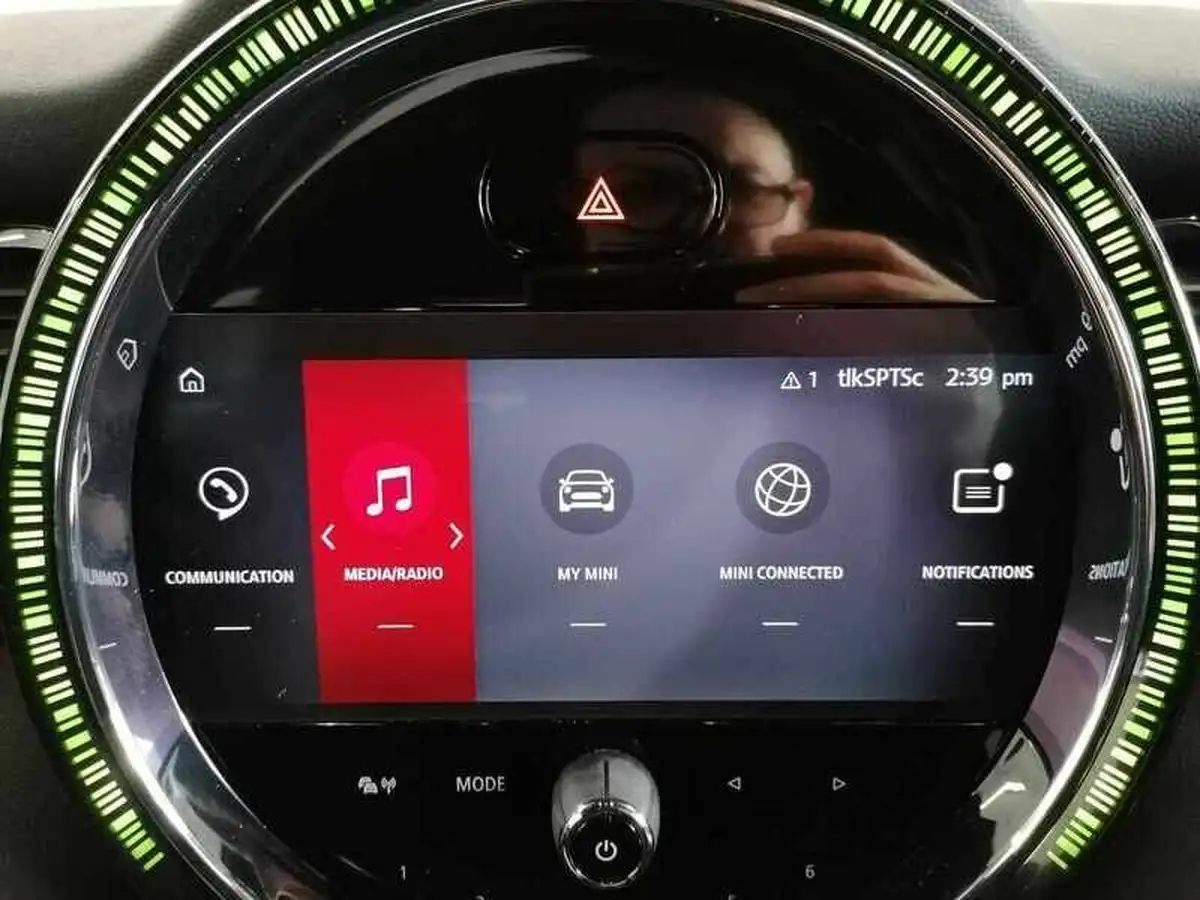 2021-mini-cooper-15-cooper-sport-hatchback-3d-big-24