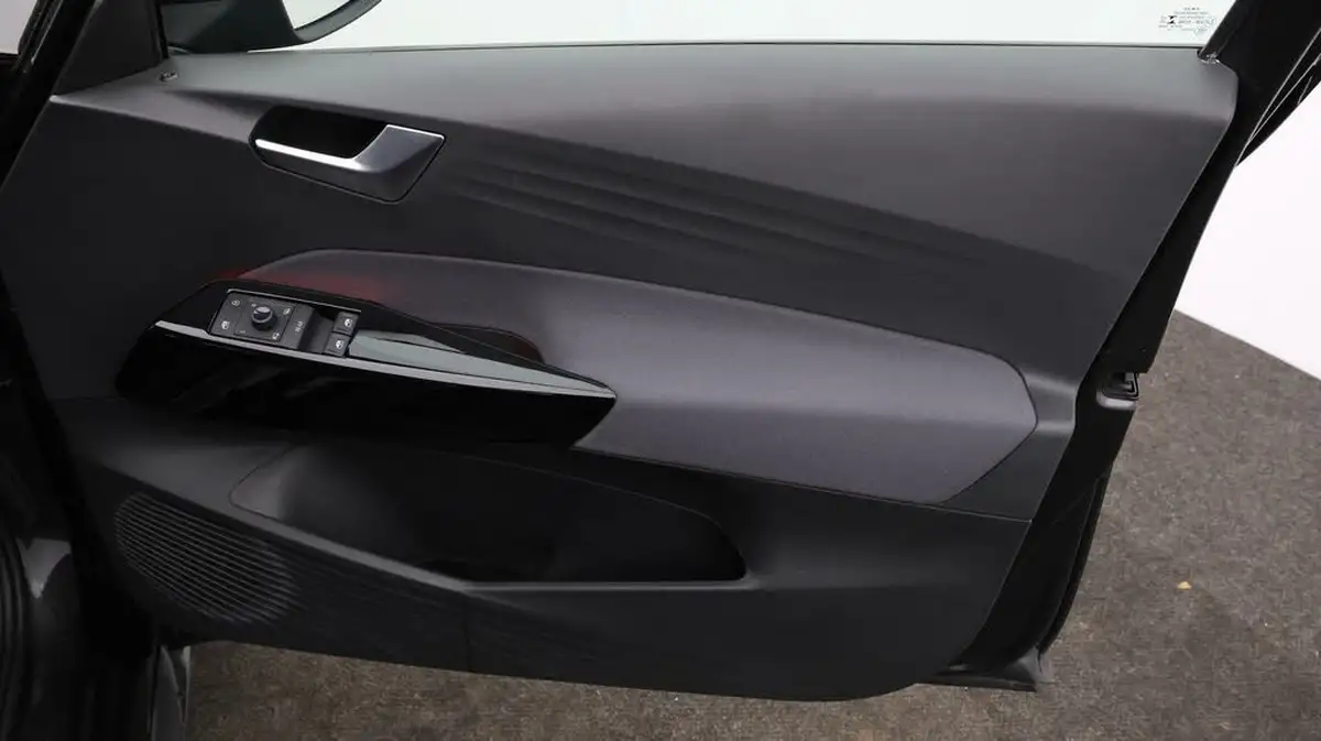 2021-volkswagen-id3-e-life-204ps-58kwh-pro-performance-big-14