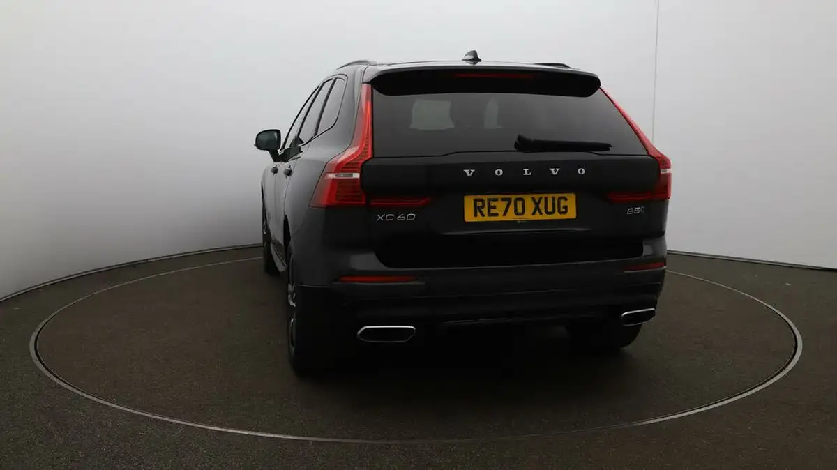 2021-volvo-xc60-20-b5-r-design-awd-big-51