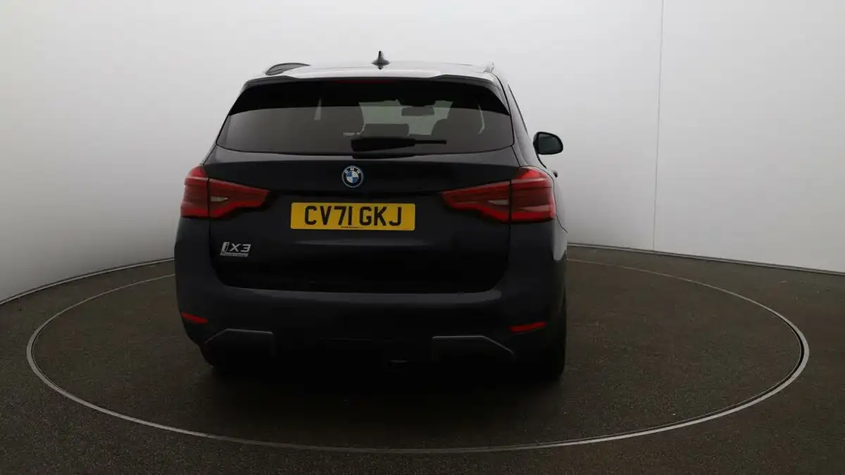 2021-bmw-ix3-e-premier-edition-big-6