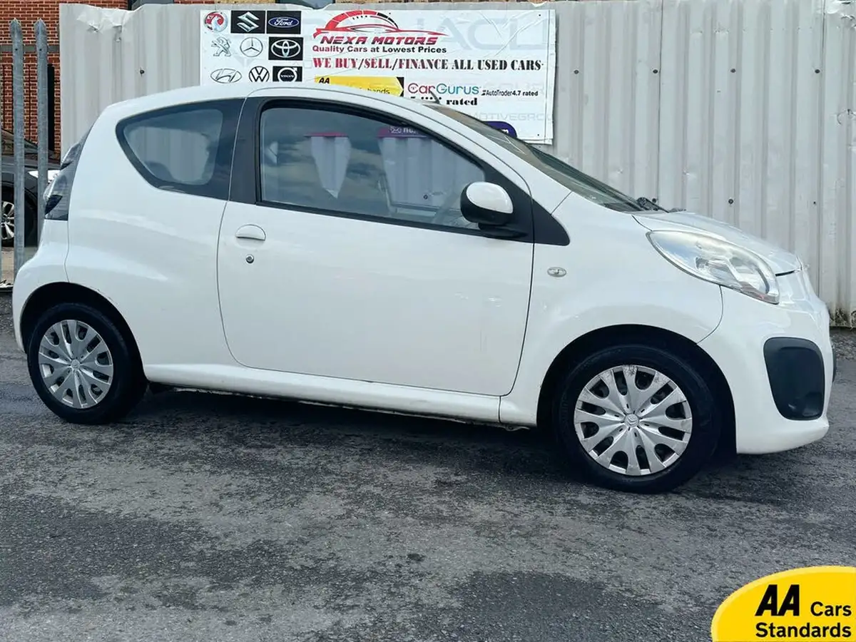2012-citroen-c1-10-vtr-3d-big-0