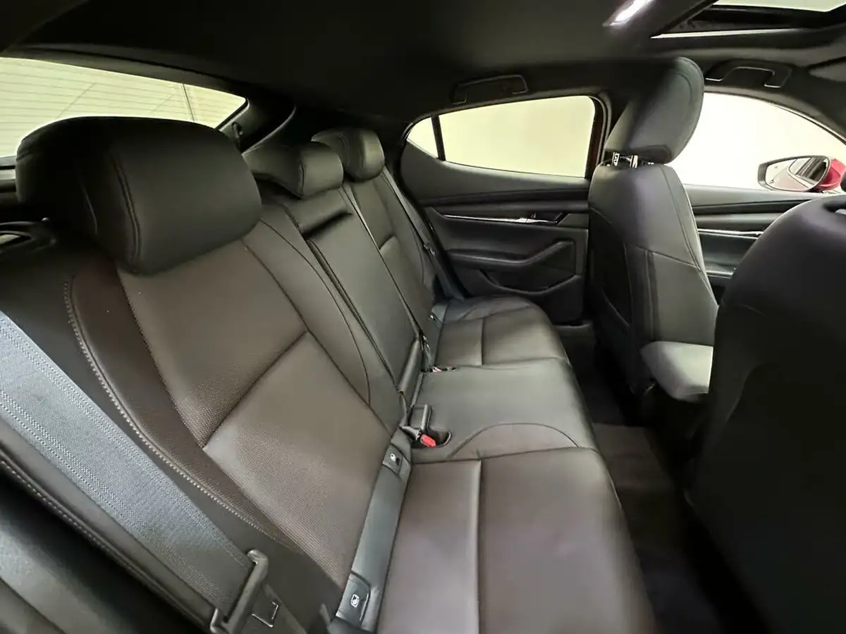 2023-mazda-mazda3-20-gt-sport-186ps-hatchback-5d-auto-big-18