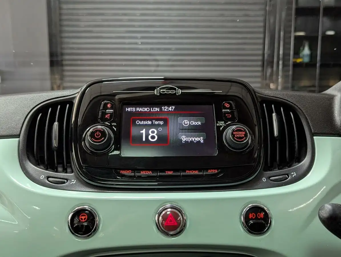 2018-fiat-500-12-lounge-big-23