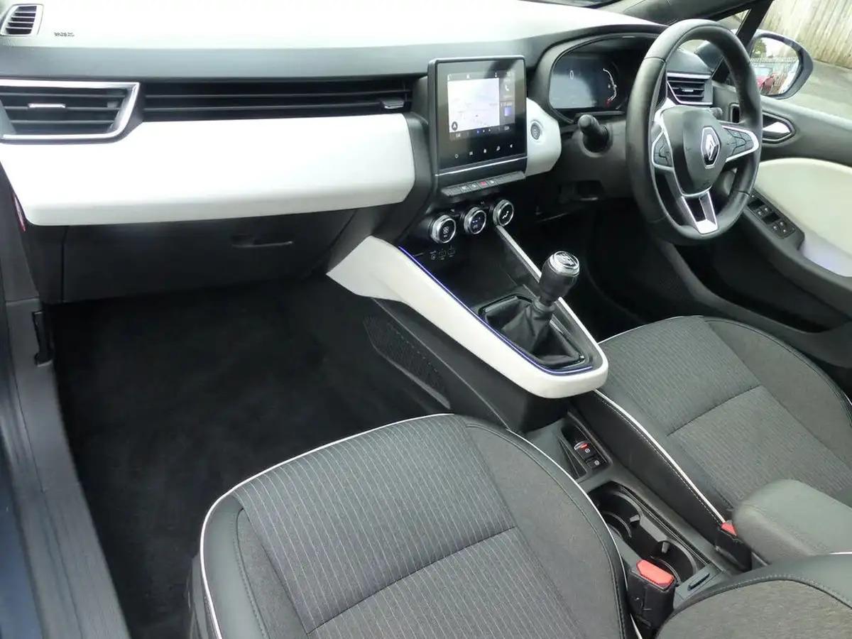 2022-renault-clio-10-tce-se-edition-big-6
