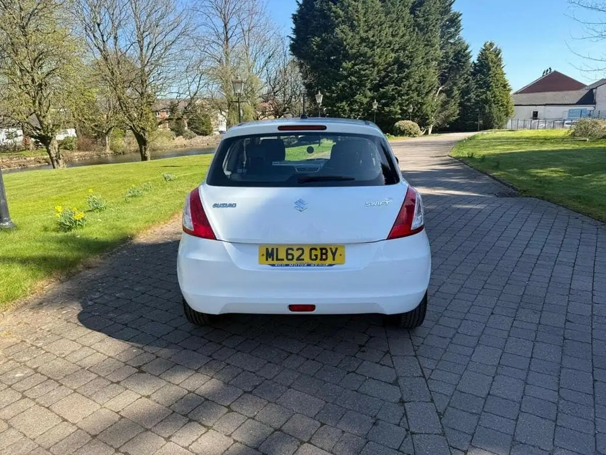 2013-suzuki-swift-12-sz3-93bhp-3d-big-4