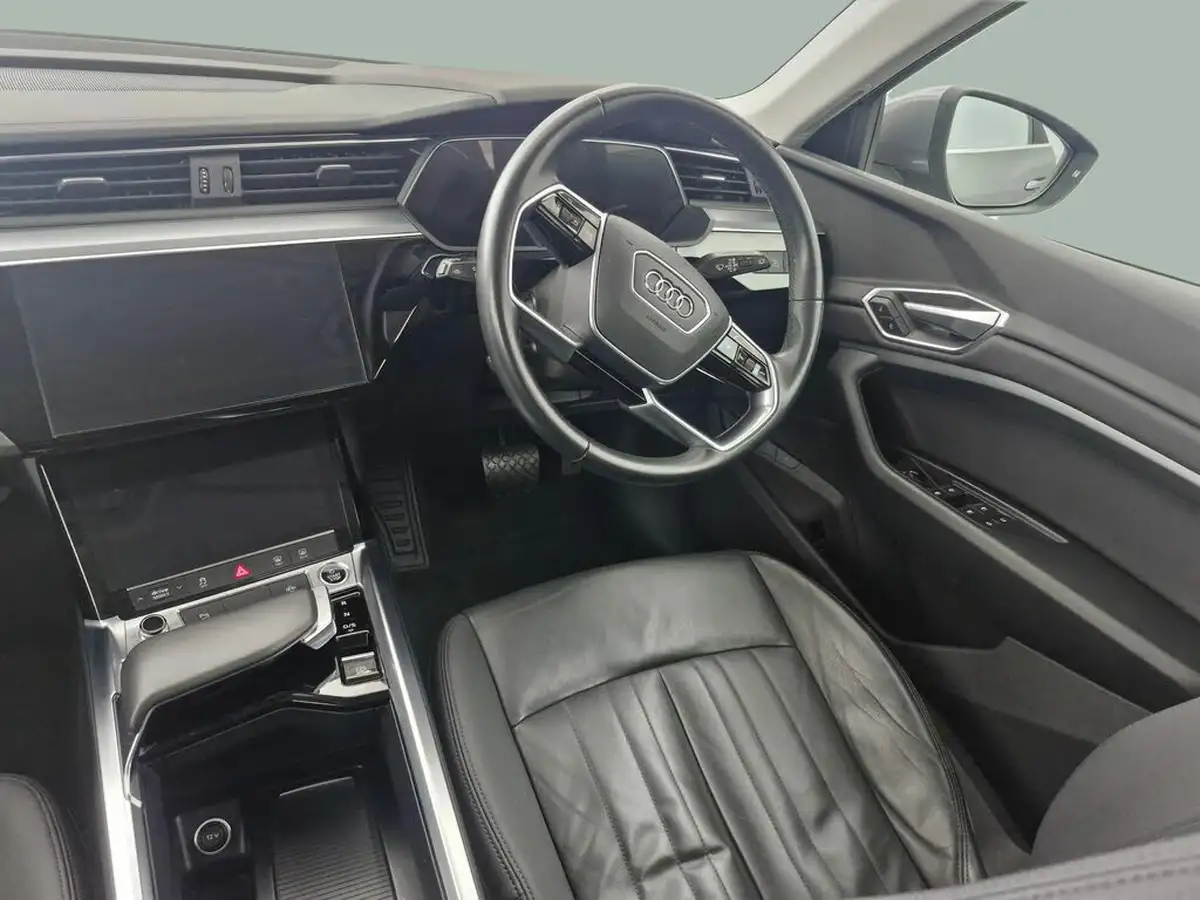 2020-audi-e-tron-50e-technik-big-17