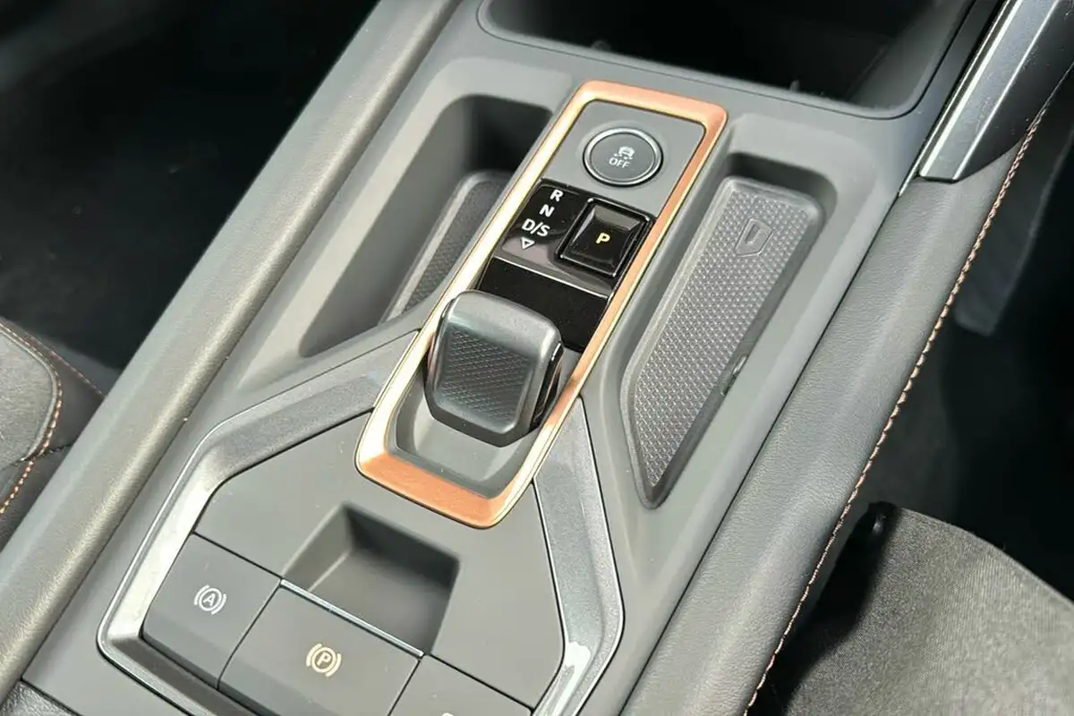 2024-cupra-leon-nf-15-e-hybrid-vz-first-edition-estate-big-16