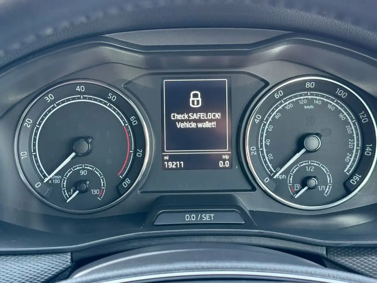 2022-skoda-kamiq-10-tsi-se-109ps-dsg-big-28