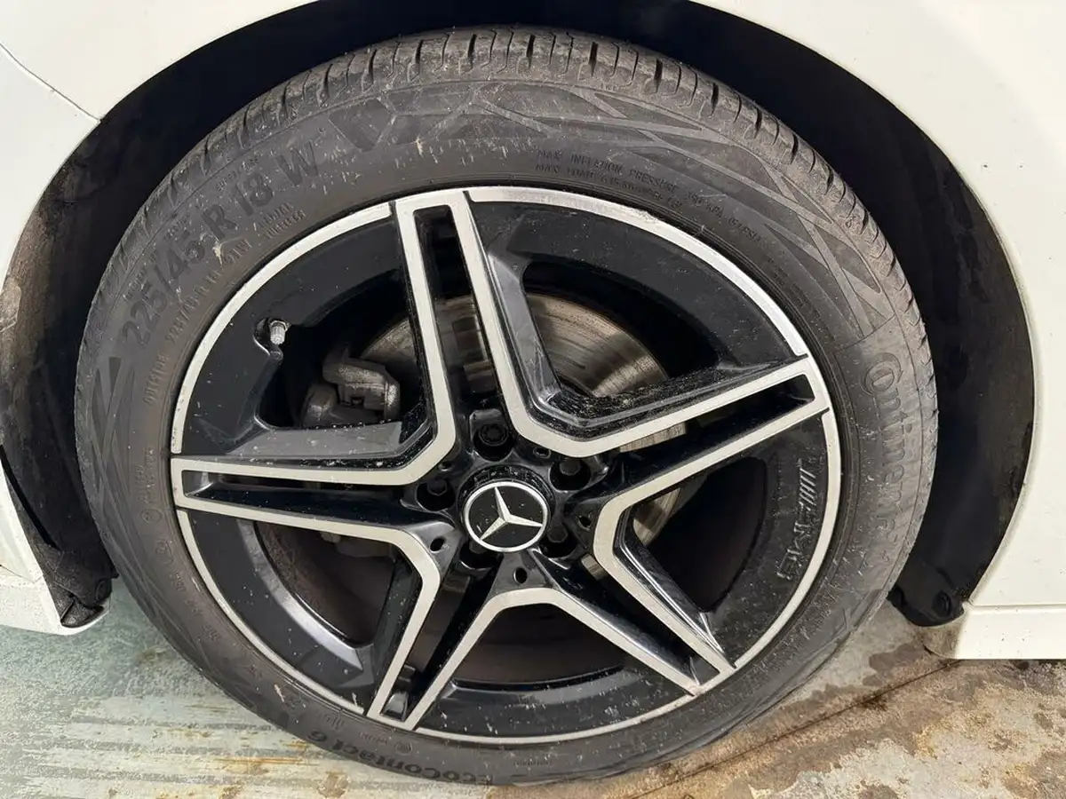 2022-mercedes-benz-a-class-13-a180-amg-line-executive-edition-saloon-4d-7g-dct-big-41