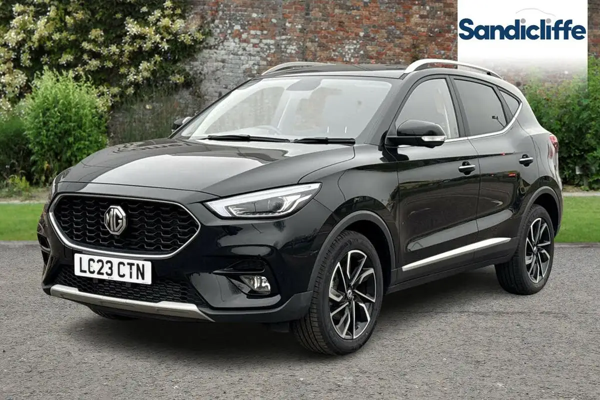 2023-mg-zs-suv-10t-gdi-exclusive-big-7
