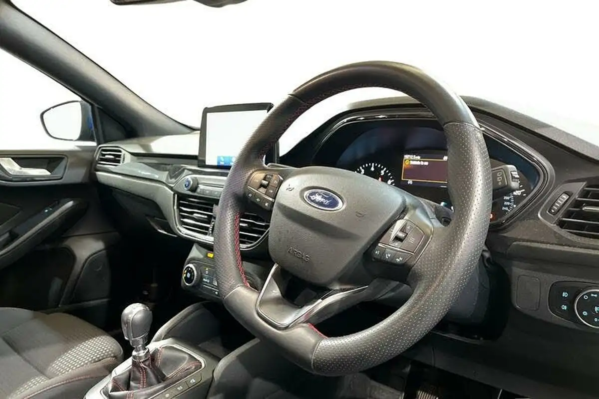 2021-ford-focus-10t-st-line-edition-125ps-hatchback-big-8